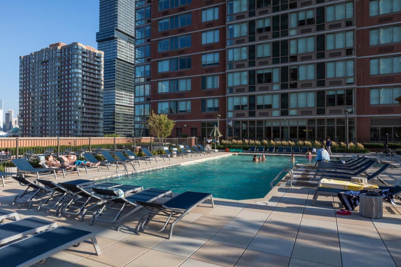 Global Luxury Suites At Jersey City Waterfront Exterior photo